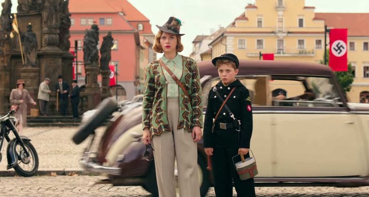 Králíček Jojo foto Fox Searchlight Pictures.jpg
